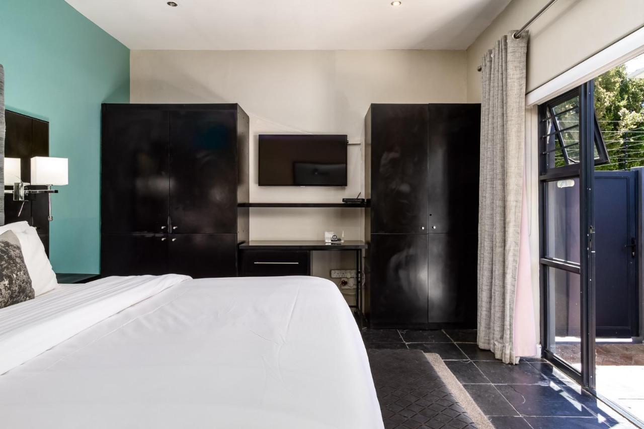Life & Leisure Boutique Guesthouse ステレンボッシュ エクステリア 写真